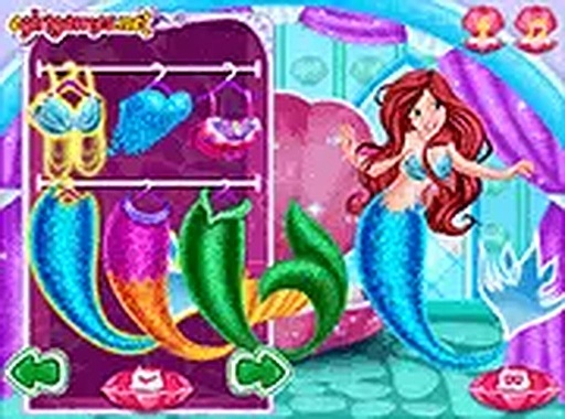 Princess Underwater Sleepover Dress Up Game